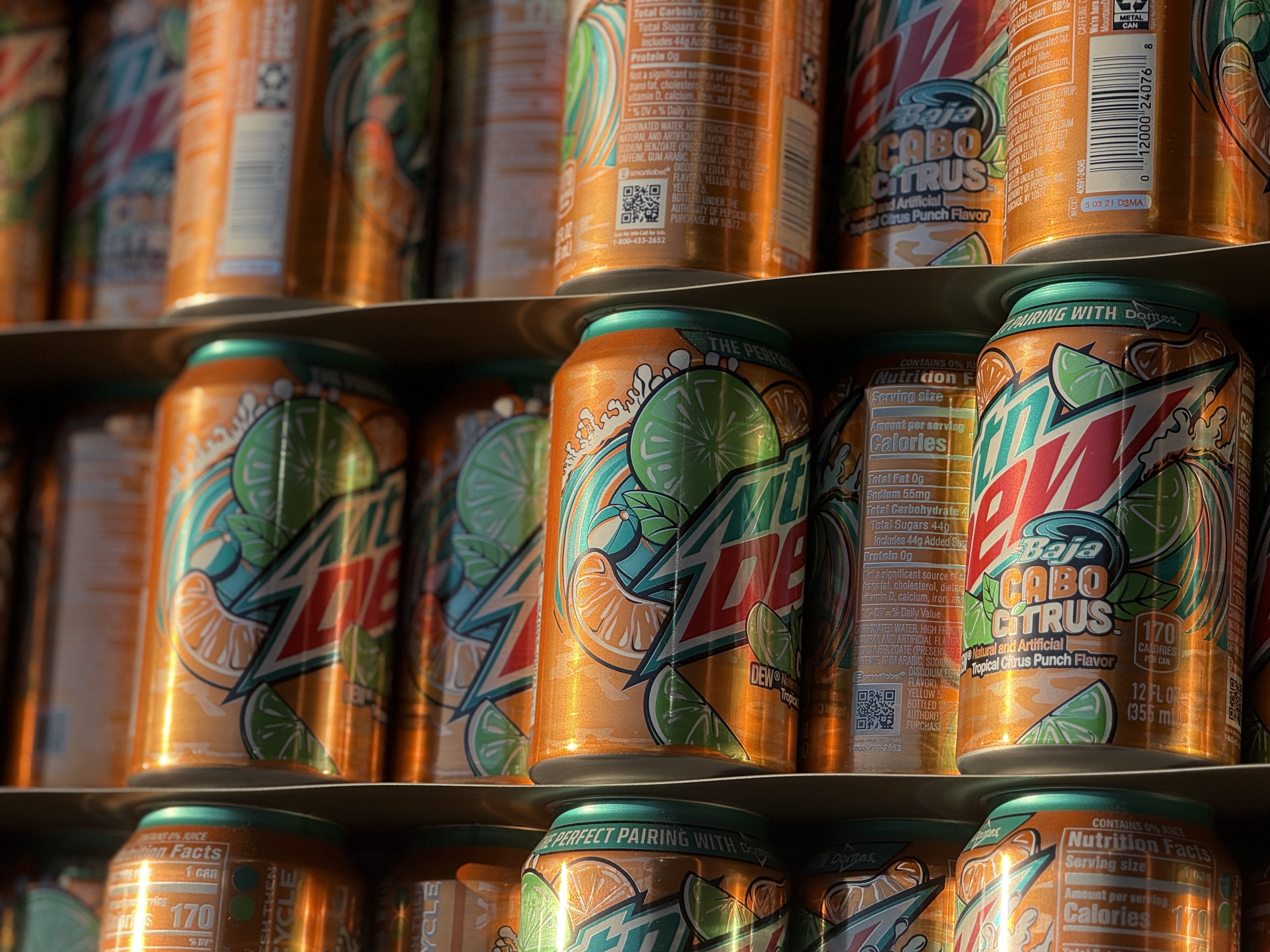 Loose aluminum cans in bags