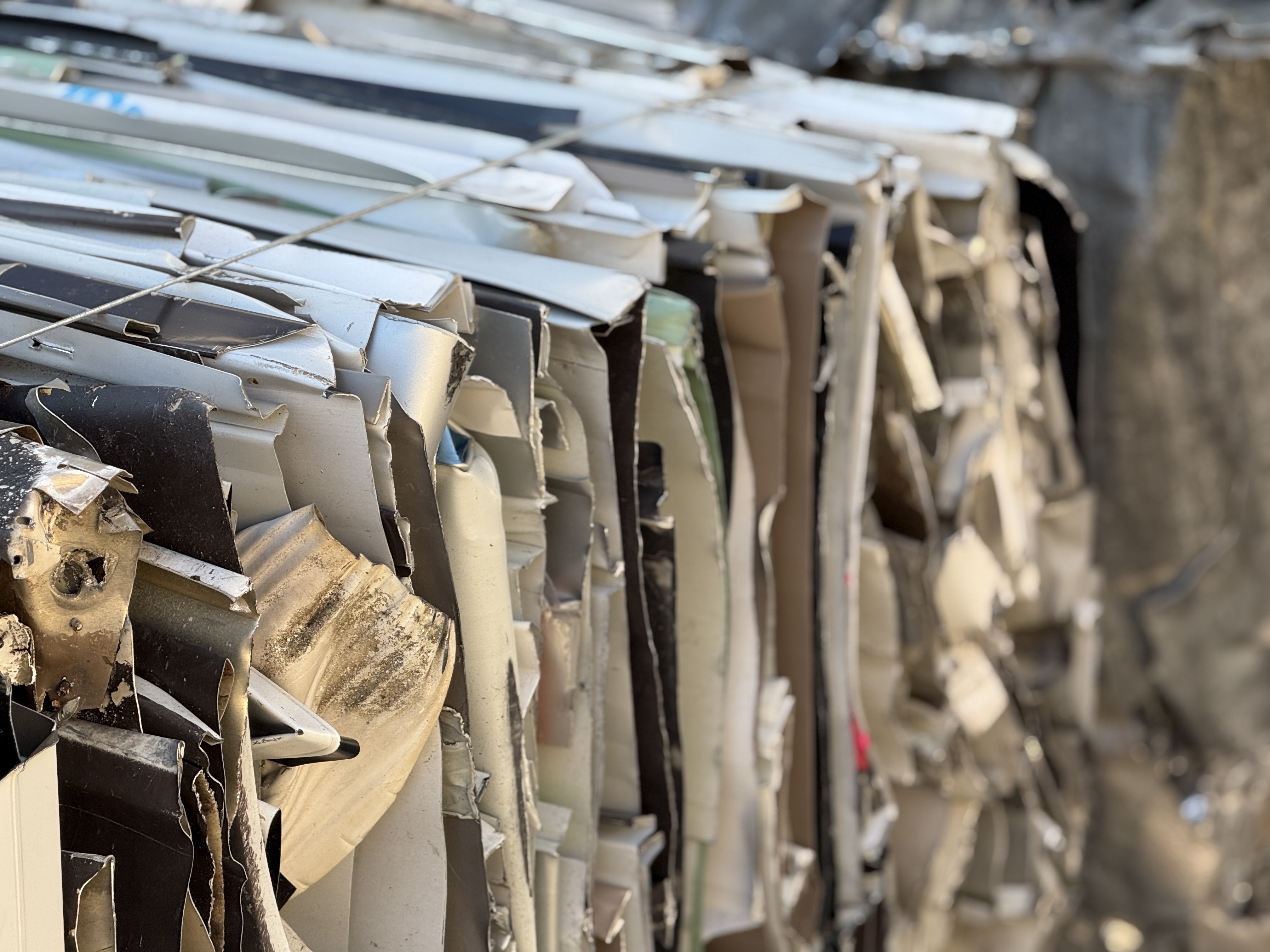 Flat aluminum sheet pieces